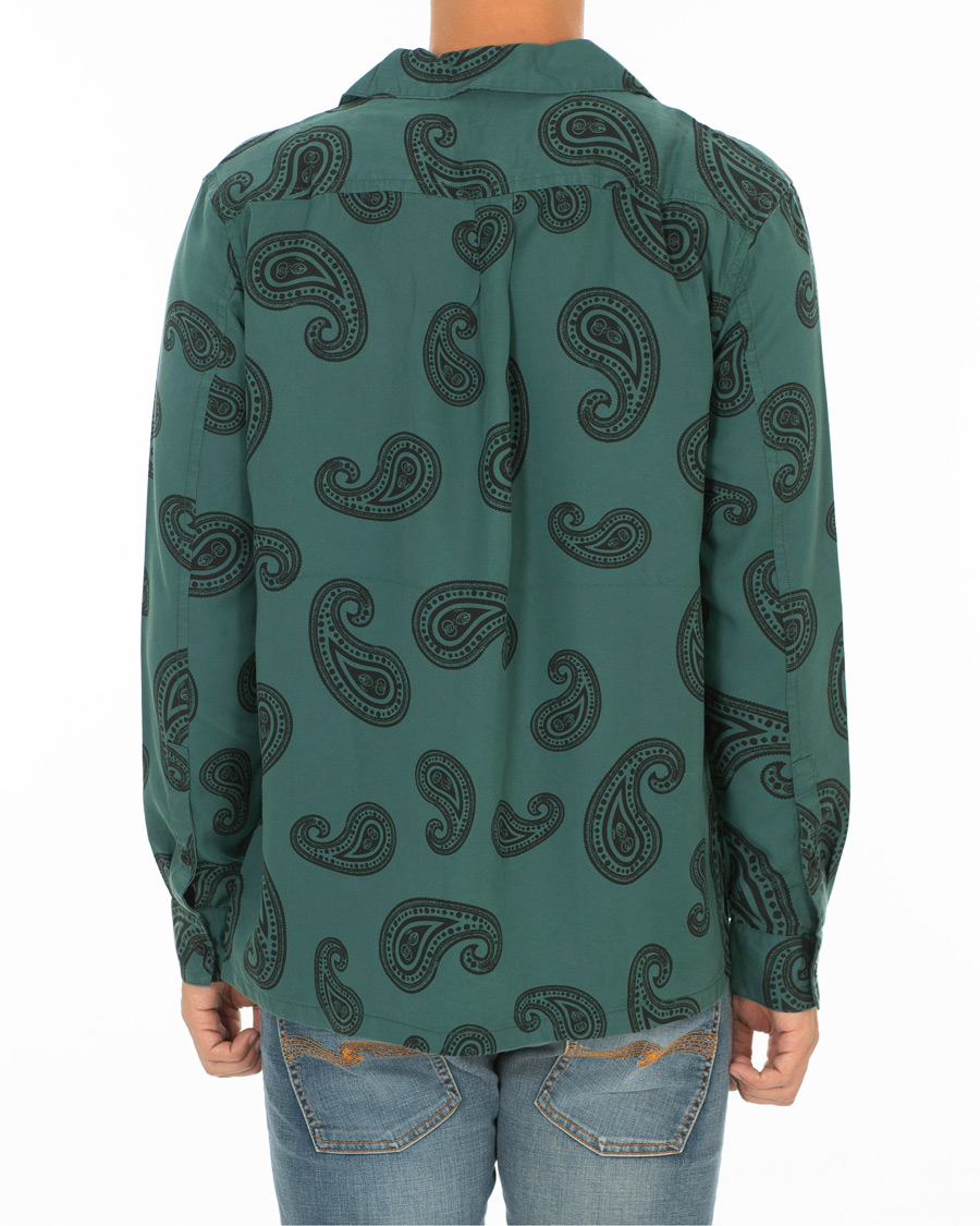 Herr | Skjortor | Nudie Jeans | Vidar Paisley Shirt Kattegat