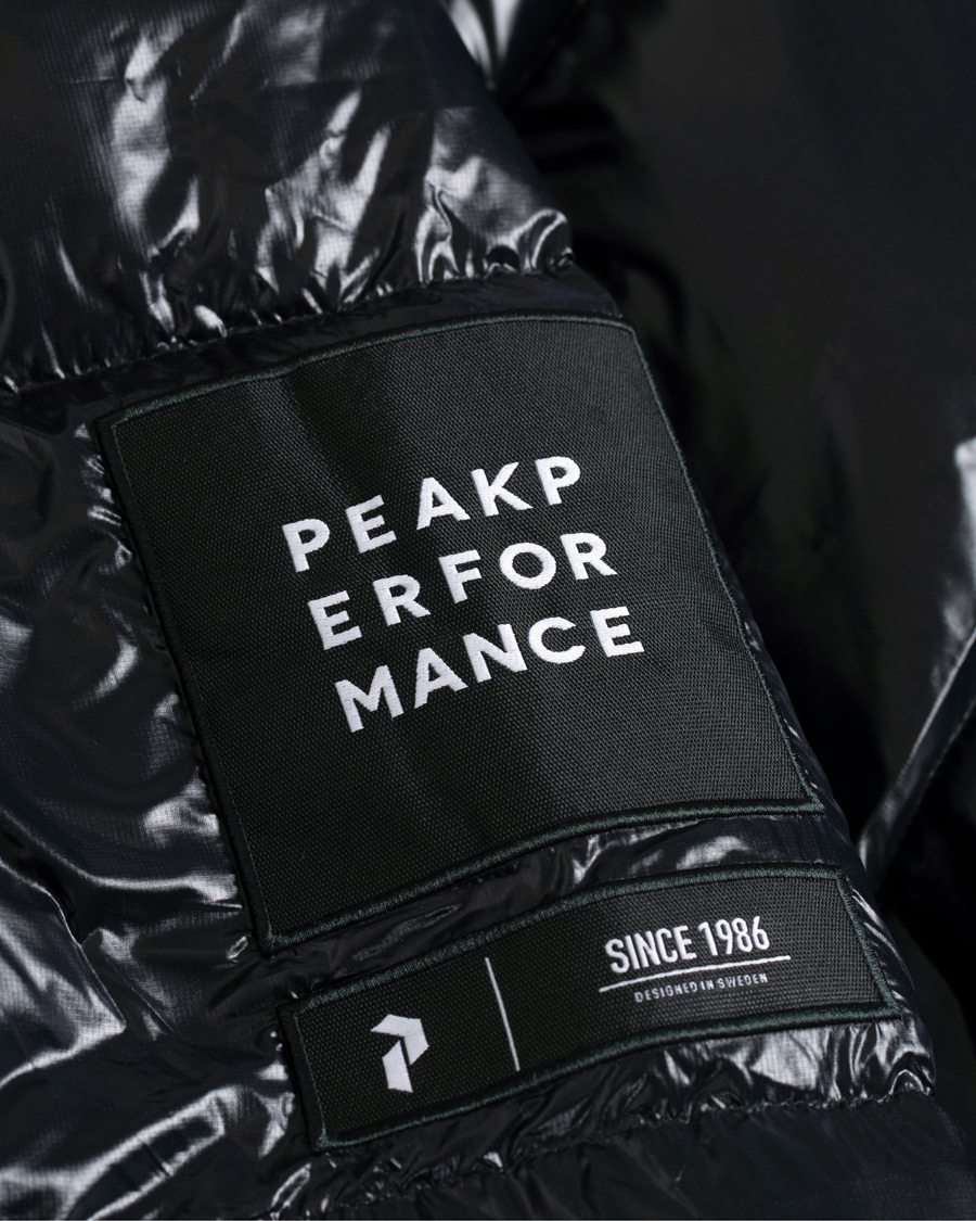 Herr | Jackor | Peak Performance | Moment Down High Gloss Jacket Black