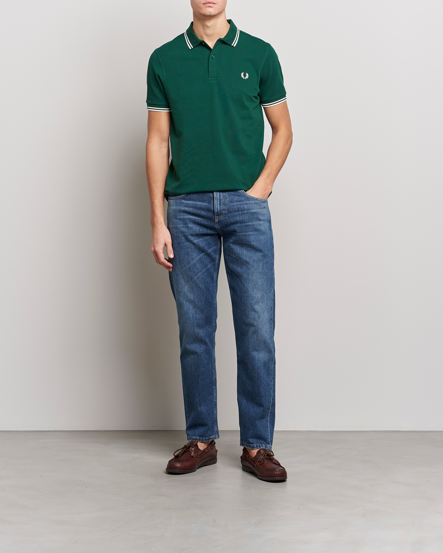 Herr | Pikéer | Fred Perry | Twin Tipped Polo Shirt Ivy/Snow White
