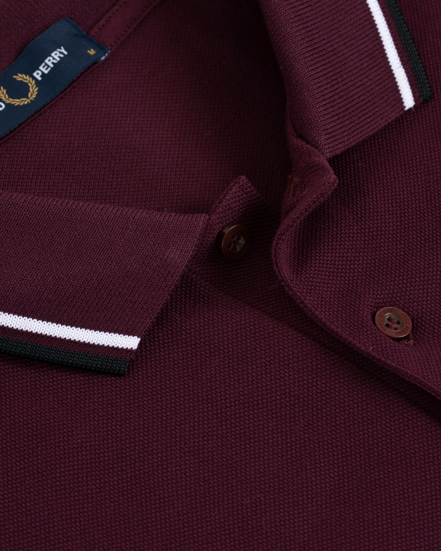 Herr | Pikéer | Fred Perry | Slim Fit Polo Twin Tip Wine Red/White