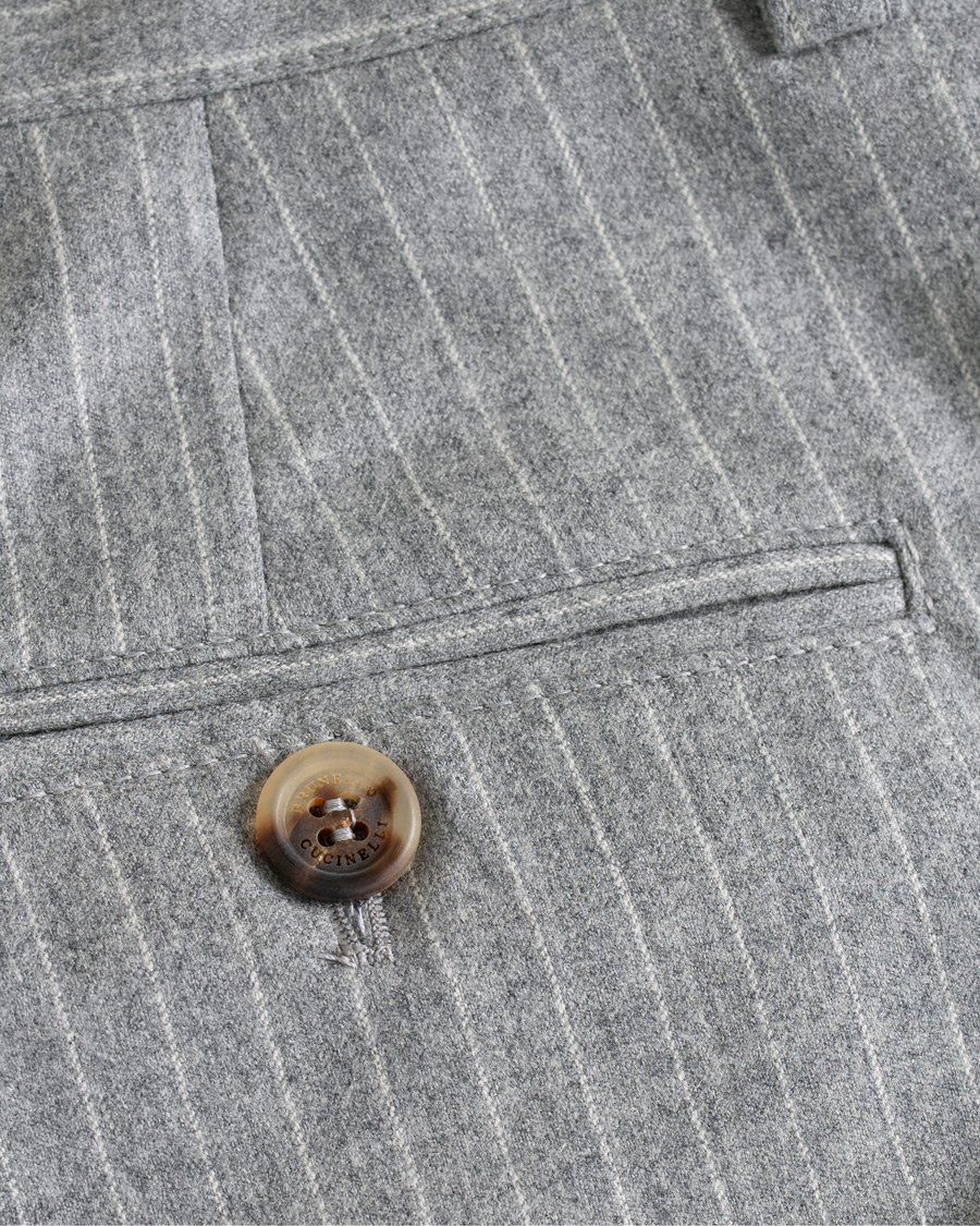 Herr | Byxor | Brunello Cucinelli | Slim Fit Pin Stripe Pleated Flannel Trousers Light Grey