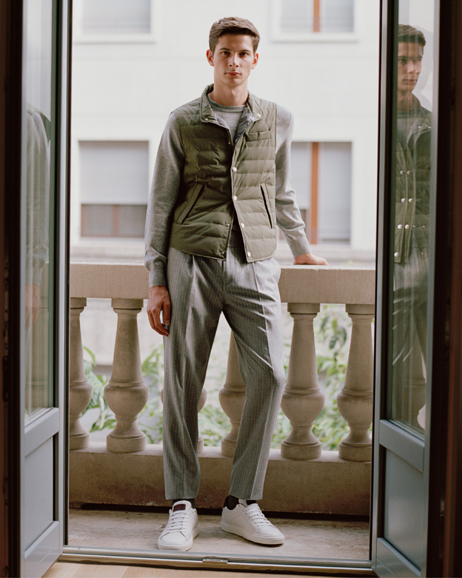 Herr | Byxor | Brunello Cucinelli | Slim Fit Pin Stripe Pleated Flannel Trousers Light Grey