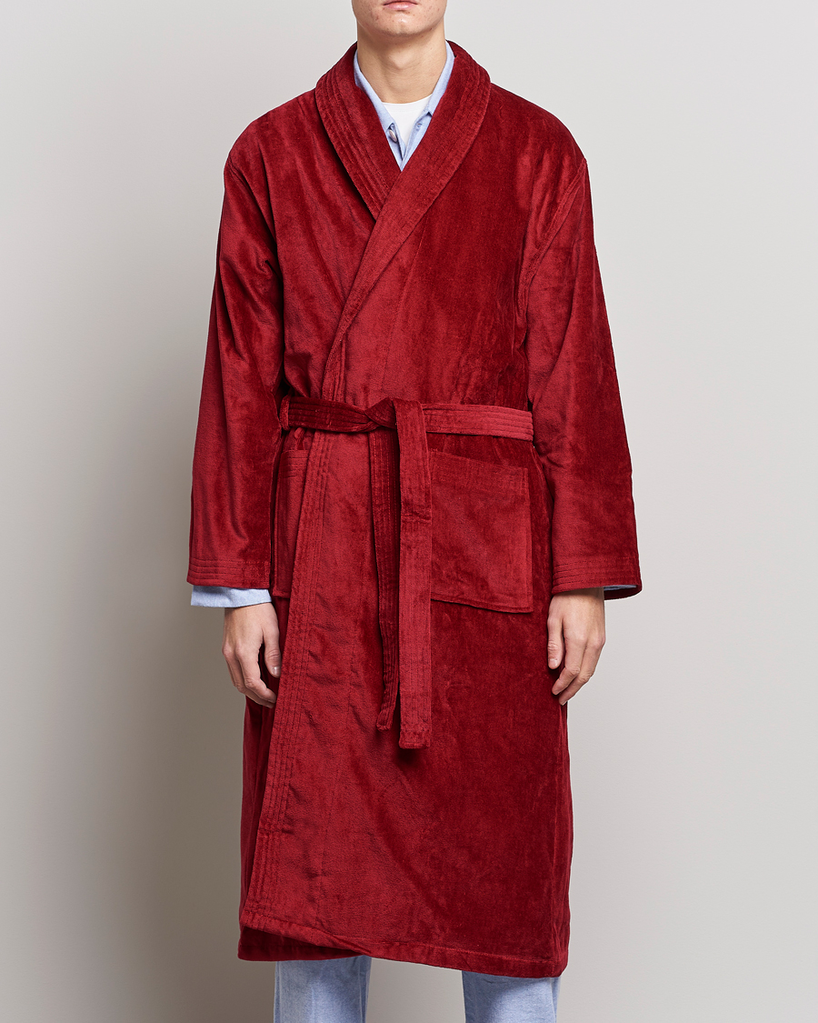 Herr | Best of British | Derek Rose | Cotton Velour Gown Wine Red