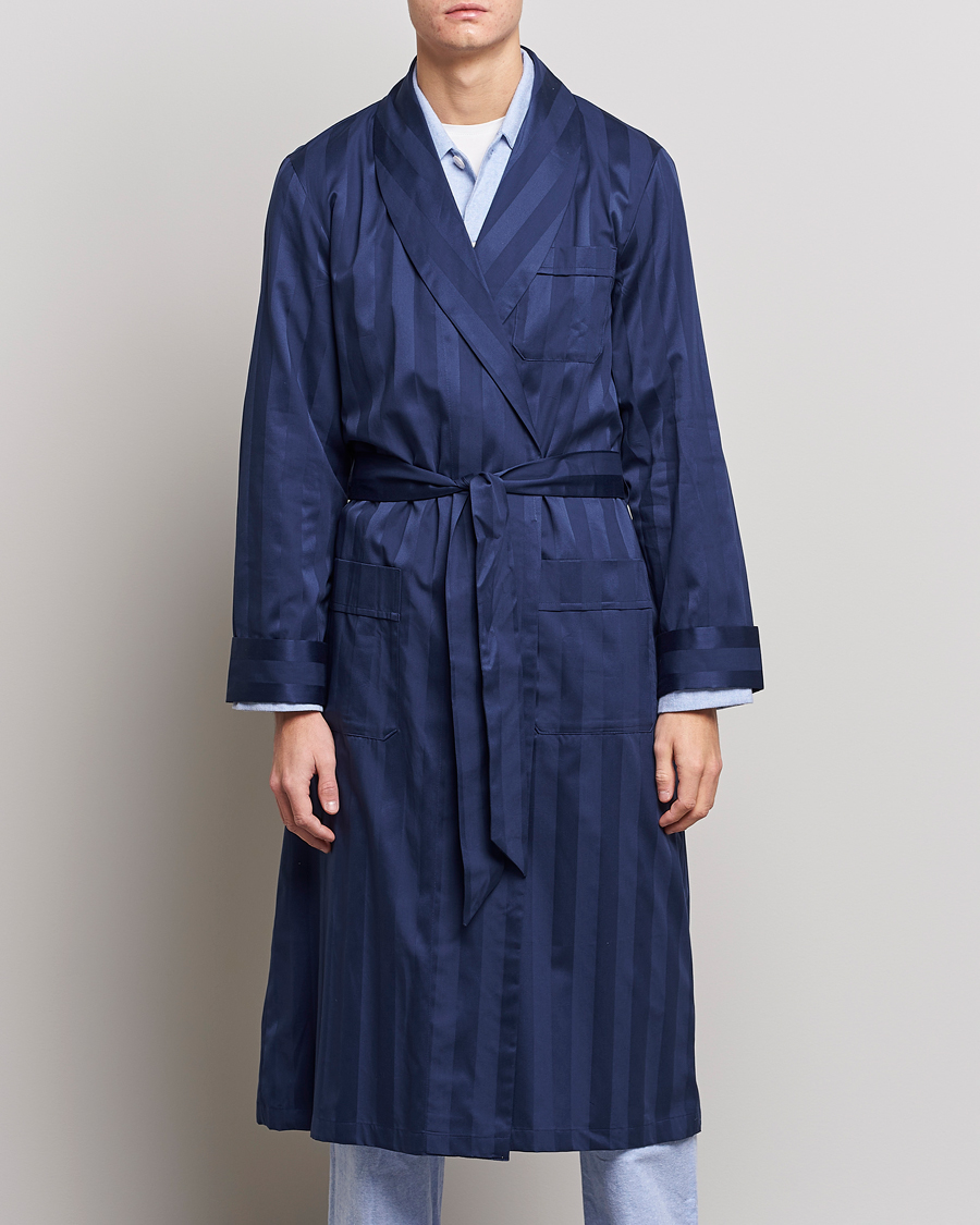 Herr | Loungewear | Derek Rose | Striped Cotton Satin Dressing Gown Navy/Navy
