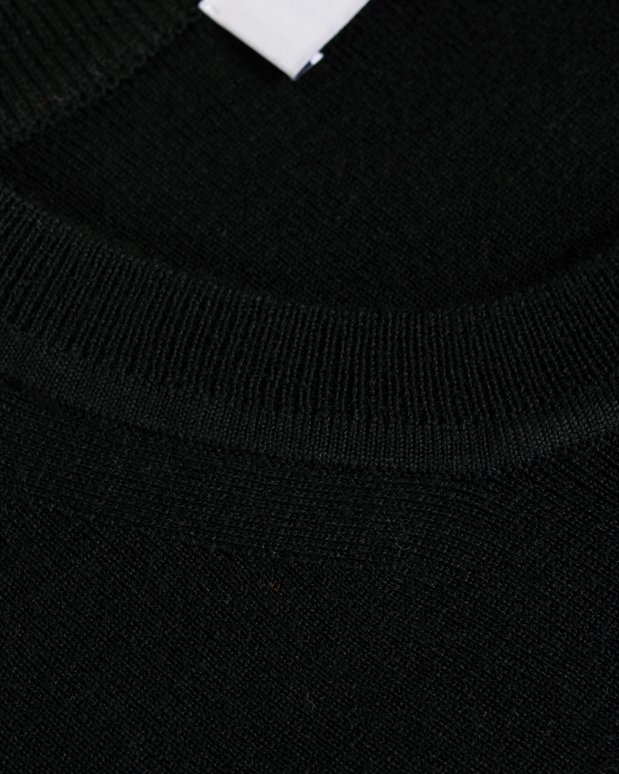 Herr | Tröjor | Tiger of Sweden | Harvik Wool Logo Crew Neck Black
