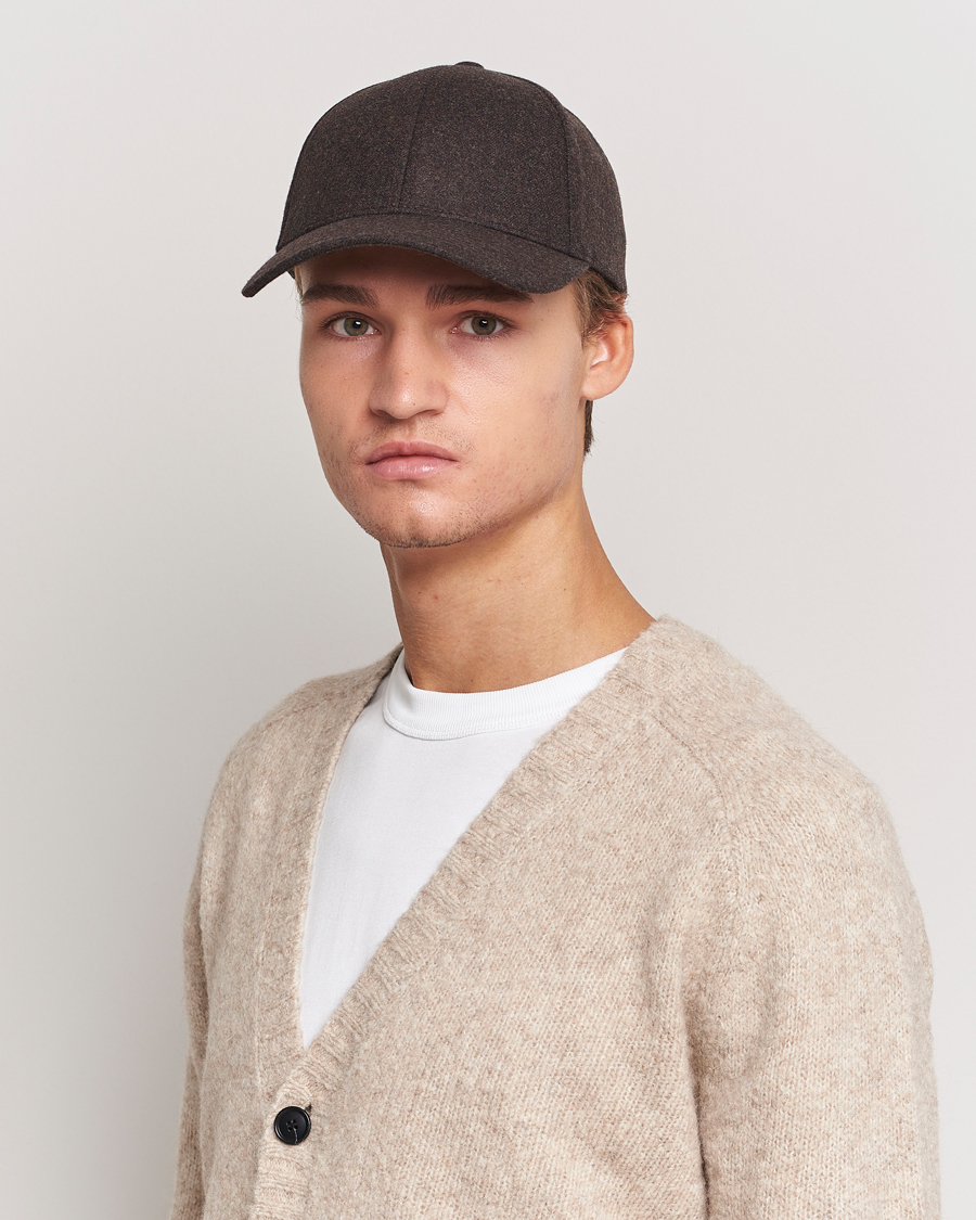 Herr | Contemporary Creators | Varsity Headwear | Flannel Baseball Cap Walnut Brown