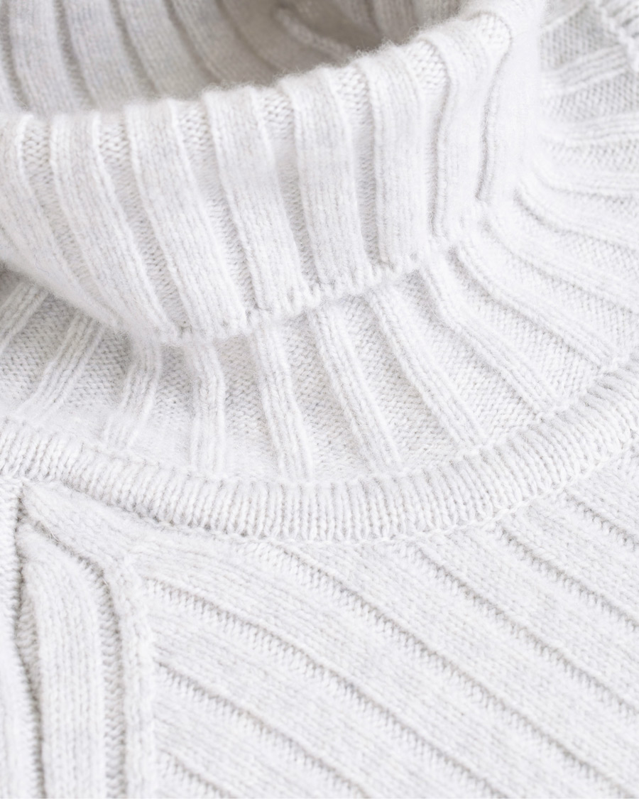 Herr | Tröjor | John Smedley | Roman Wool/Cashmere Ribbed Roll Neck Soft Grey