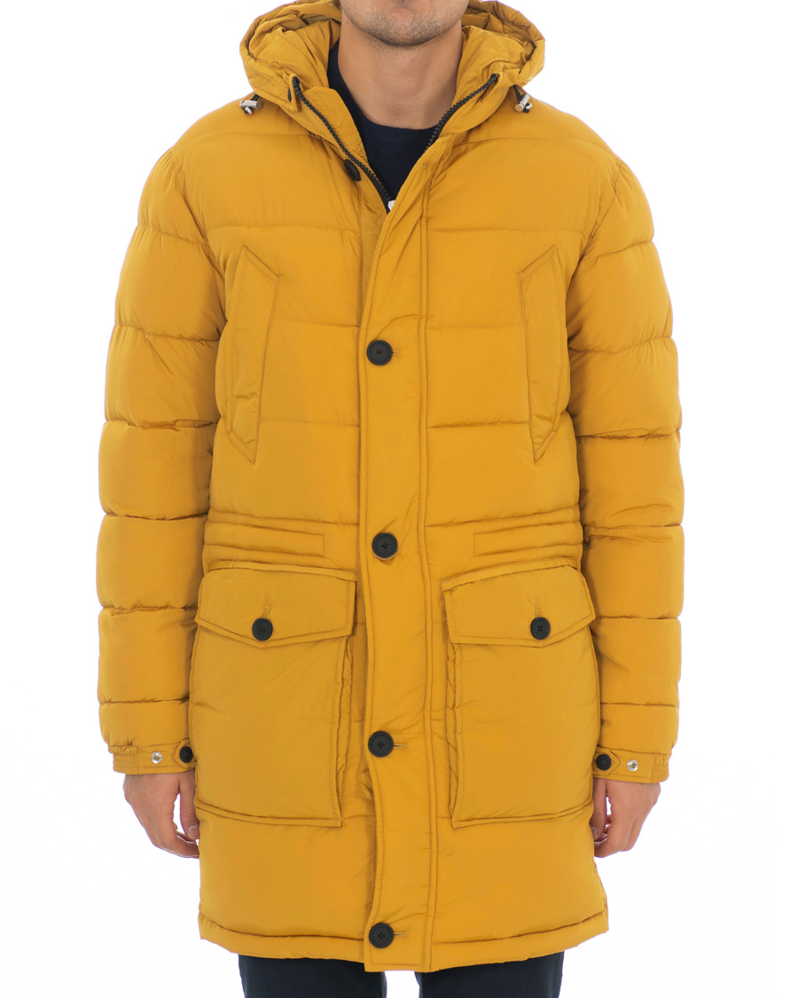 Herr | Jackor | Oscar Jacobson | Clayton Lightweight Puffer Coat Yellow