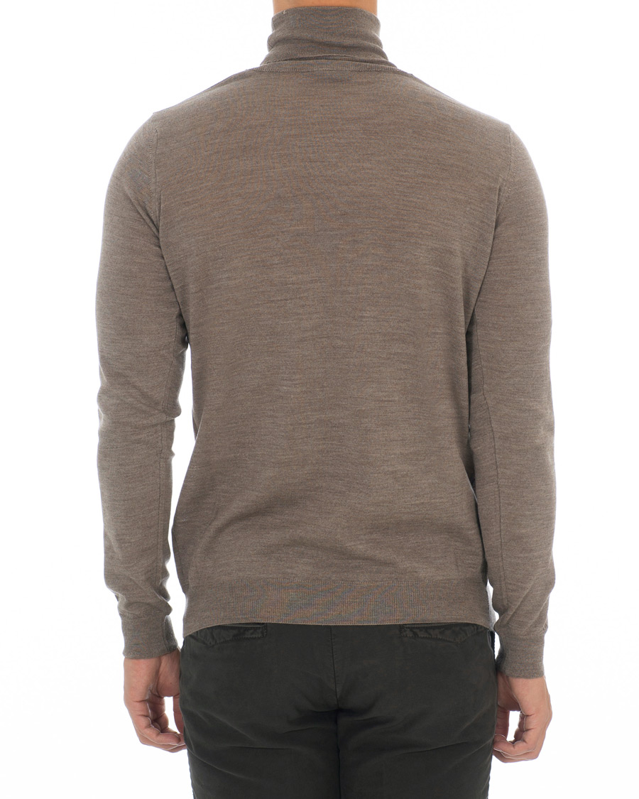 Herr | Tröjor | Oscar Jacobson | Cole Extra Fine Merino Rollneck Beige