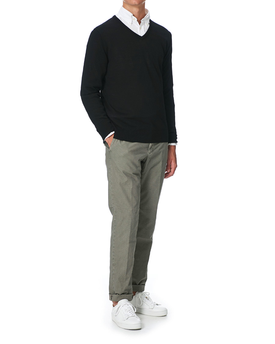 Herr | Tröjor | Tiger of Sweden | Rael V-Neck Pullover Black