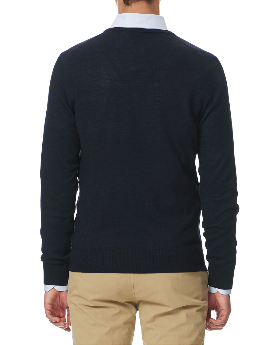 Herr | Tröjor | Tiger of Sweden | Rael V-Neck Pullover Navy