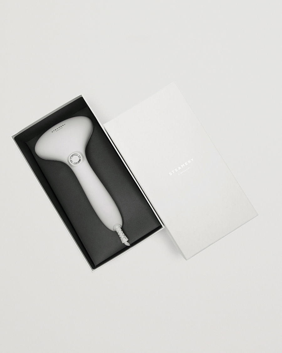 Herr | Steamery Cirrus No. 2 Travel Steamer Grey | Steamery | Cirrus No. 2 Travel Steamer Grey