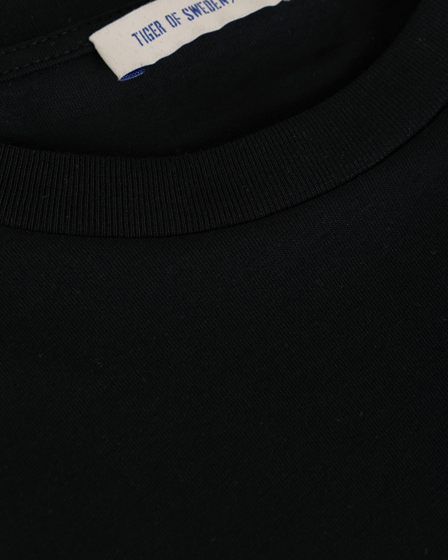 Herr | T-Shirts | Tiger of Sweden Jeans | Fleek Printed Crew Neck Tee Black