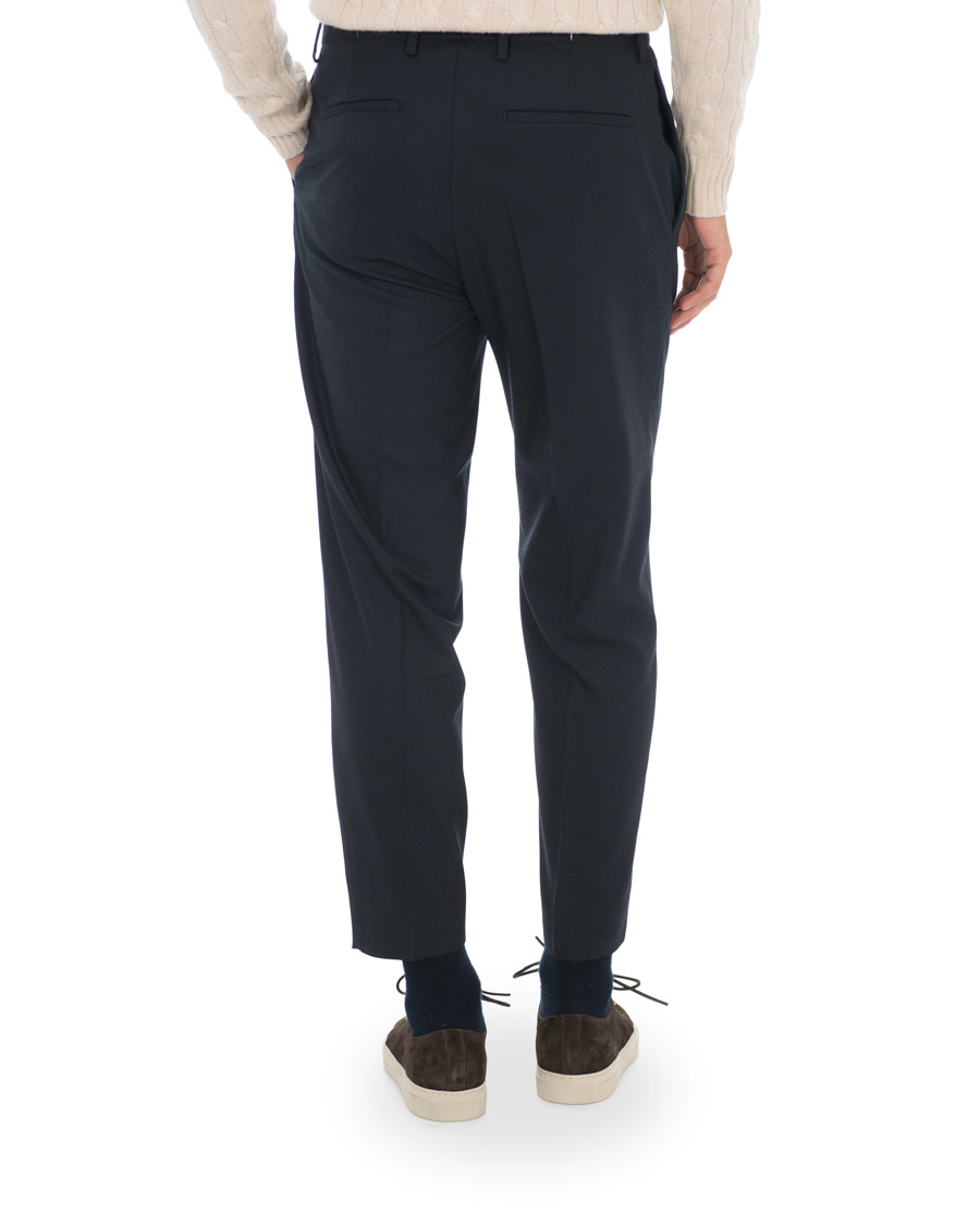 Herr | Byxor | Tiger of Sweden | Tarine Cropt Pleated Trousers Navy