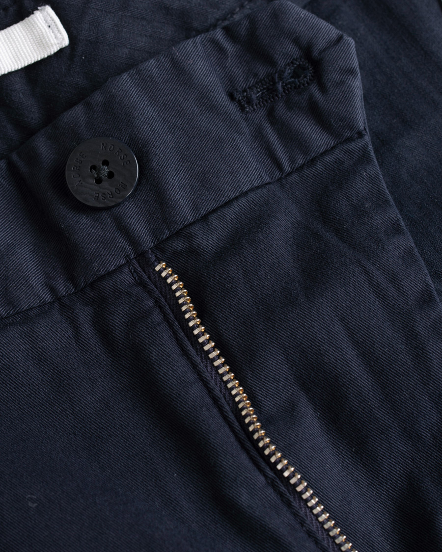 Herr | Byxor | Norse Projects | Aros Slim Light Stretch Chinos Dark Navy