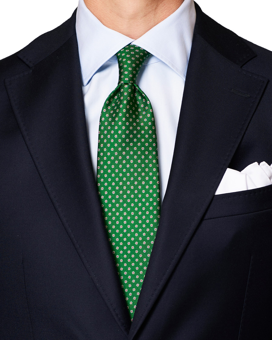 Herr | E. Marinella 3-Fold Printed Dots 8 cm Silk Tie Grass Green | E. Marinella | 3-Fold Printed Dots 8 cm Silk Tie Grass Green