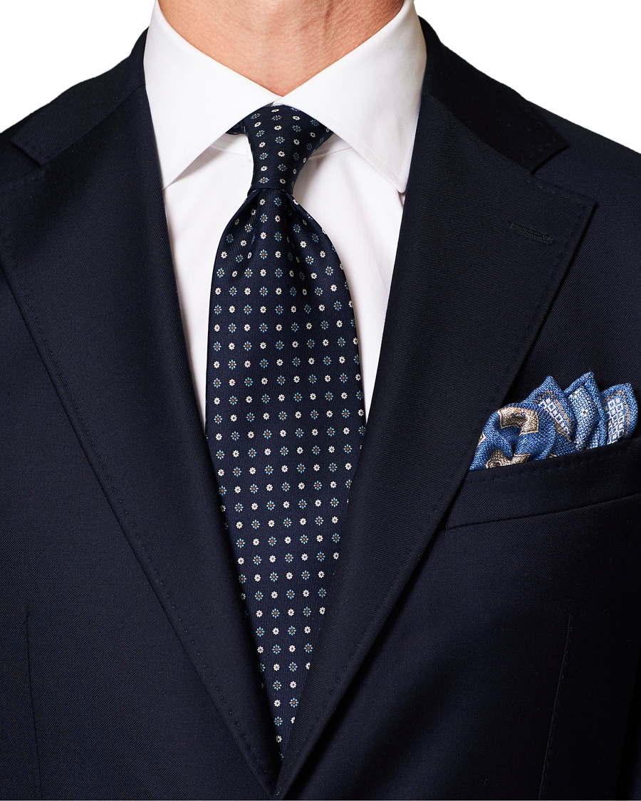 Herr | Brunello Cucinelli Medallion Print Pocket Square Blue/Brown | Brunello Cucinelli | Medallion Print Pocket Square Blue/Brown