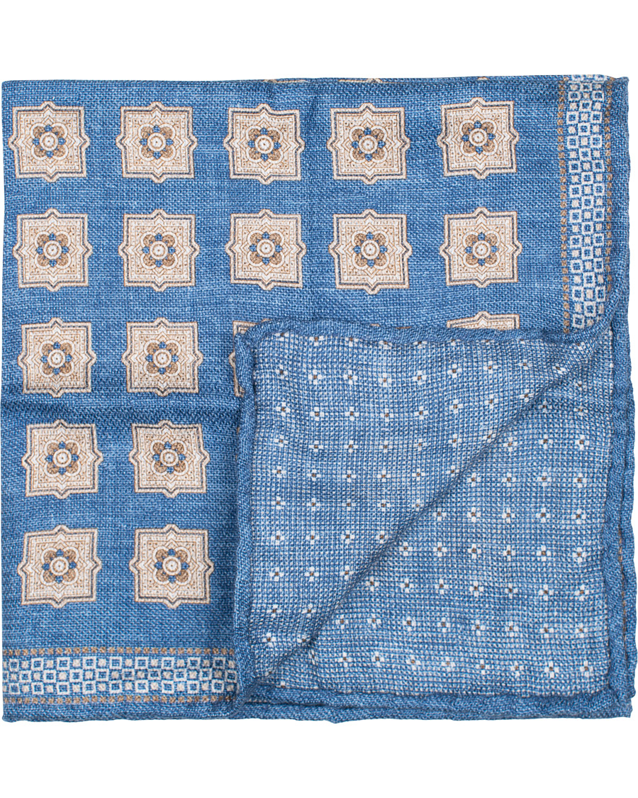 Herr | Brunello Cucinelli Medallion Print Pocket Square Blue/Brown | Brunello Cucinelli | Medallion Print Pocket Square Blue/Brown