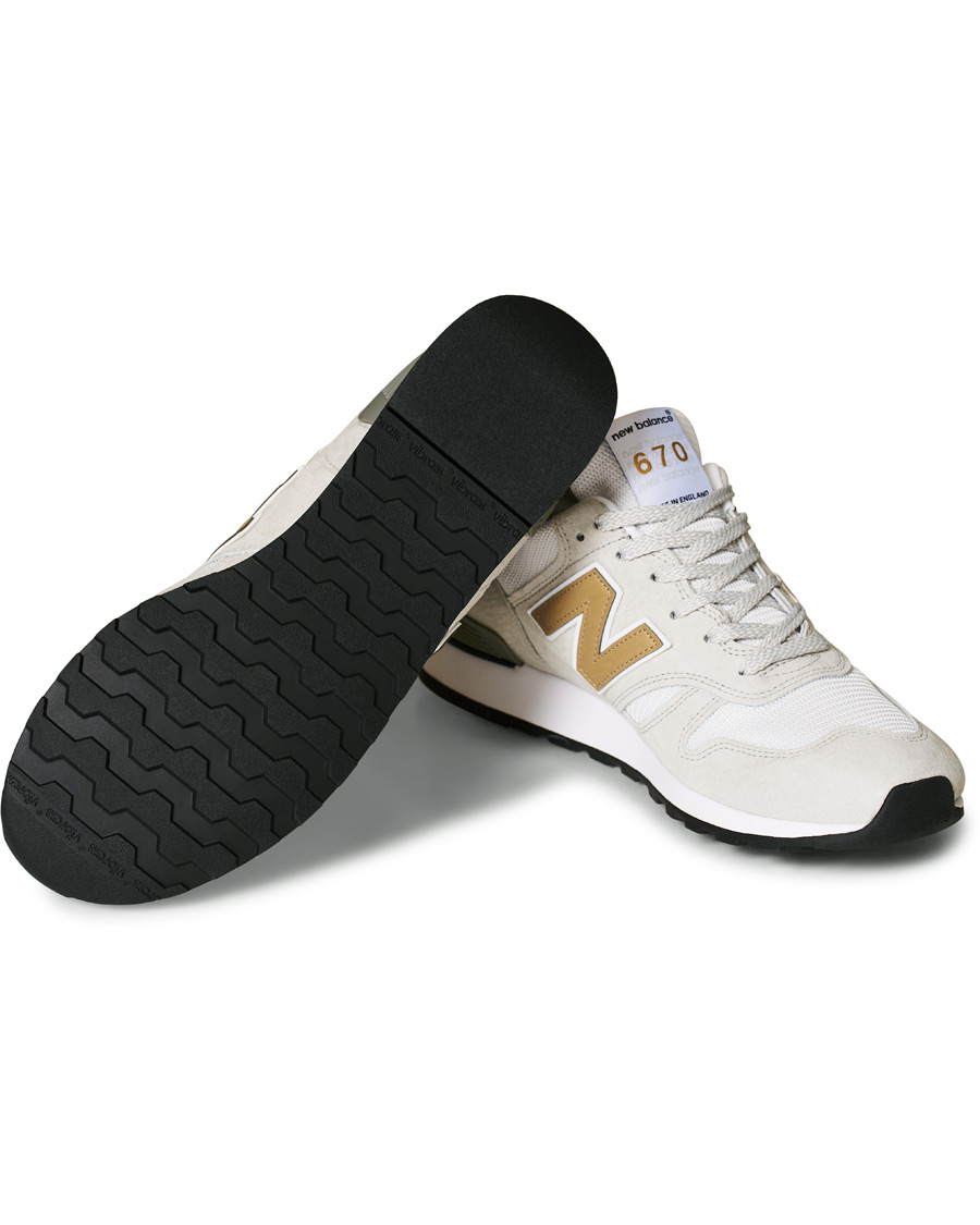 Herr | New Balance Made in England 670 Sneaker White/Gold | New Balance | Made in England 670 Sneaker White/Gold