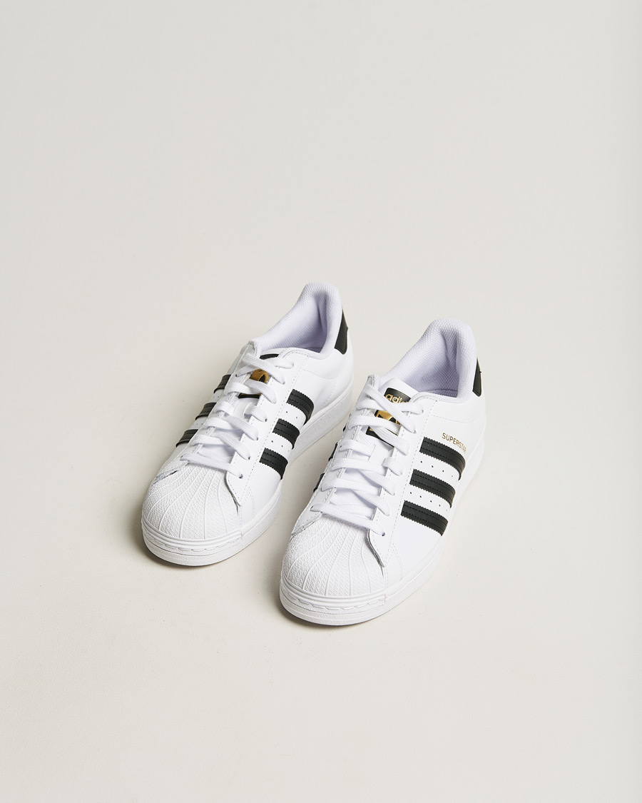 Herr |  | adidas Originals | Superstar Sneaker White Black