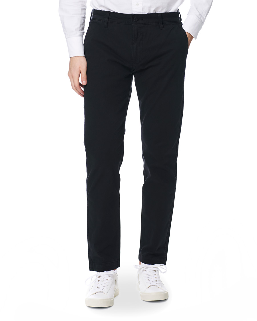 Herr | Byxor | Levi's | Garment Dyed Stretch Chino Mineral Black