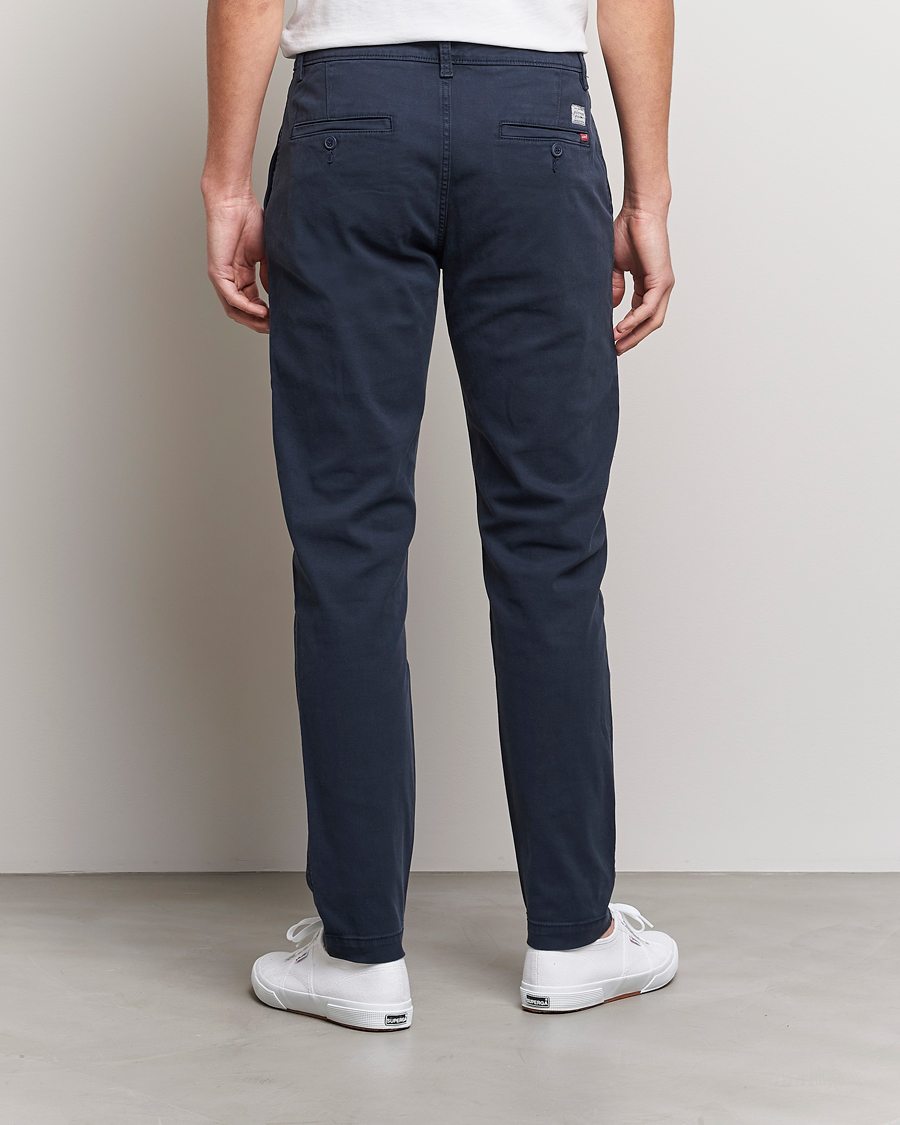 Herr | Byxor | Levi's | Garment Dyed Stretch Chino Baltic Navy
