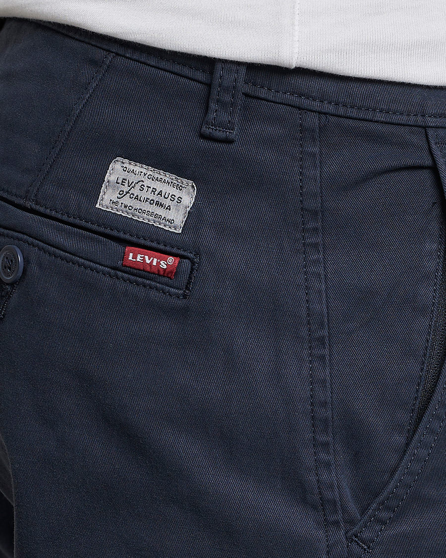 Herr | Byxor | Levi's | Garment Dyed Stretch Chino Baltic Navy