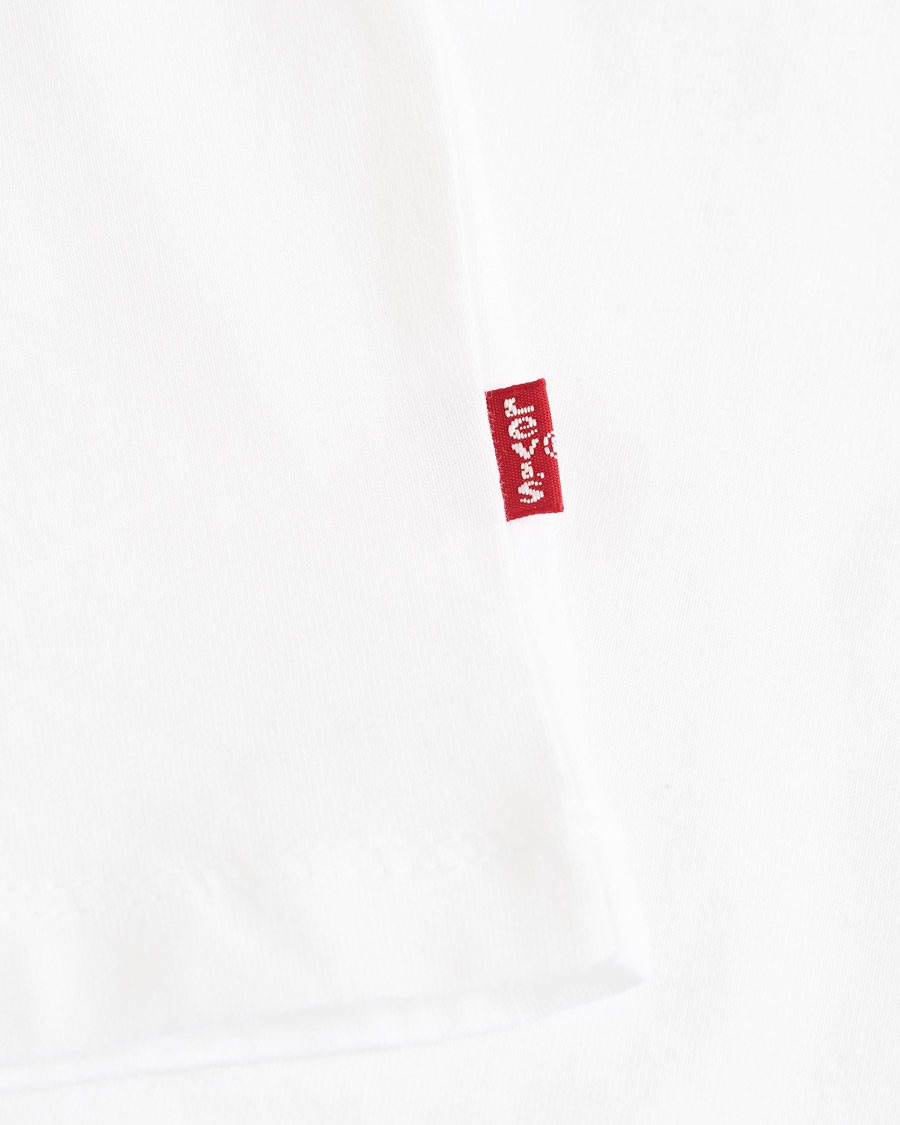 Herr | T-Shirts | Levi's | Flamingo Batwing Crew Neck Tee White