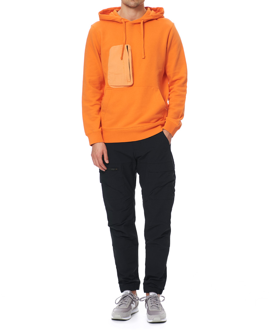 Herr | Tröjor | Peak Performance | Combined Hoodie Orange