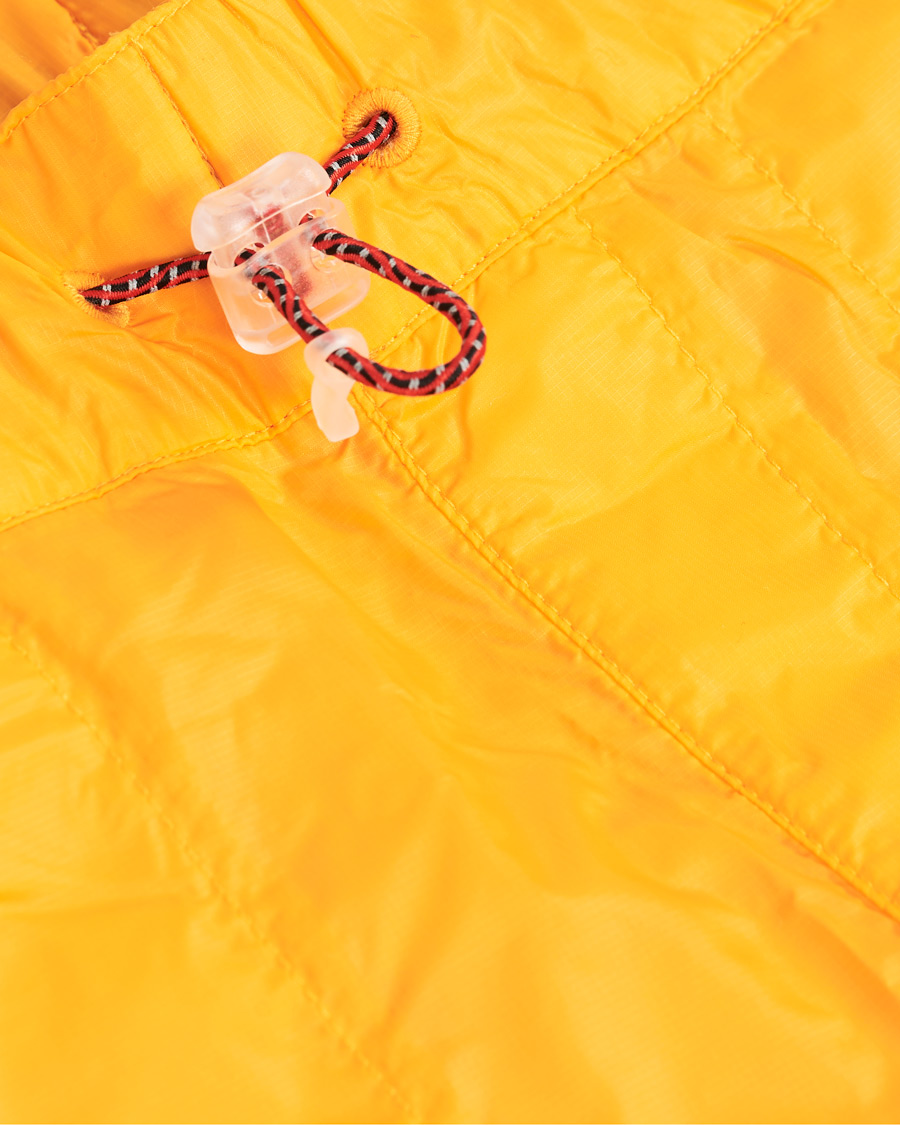 Herr | Shorts | Peak Performance | Ben Gorham Windbreaker Shorts Orange