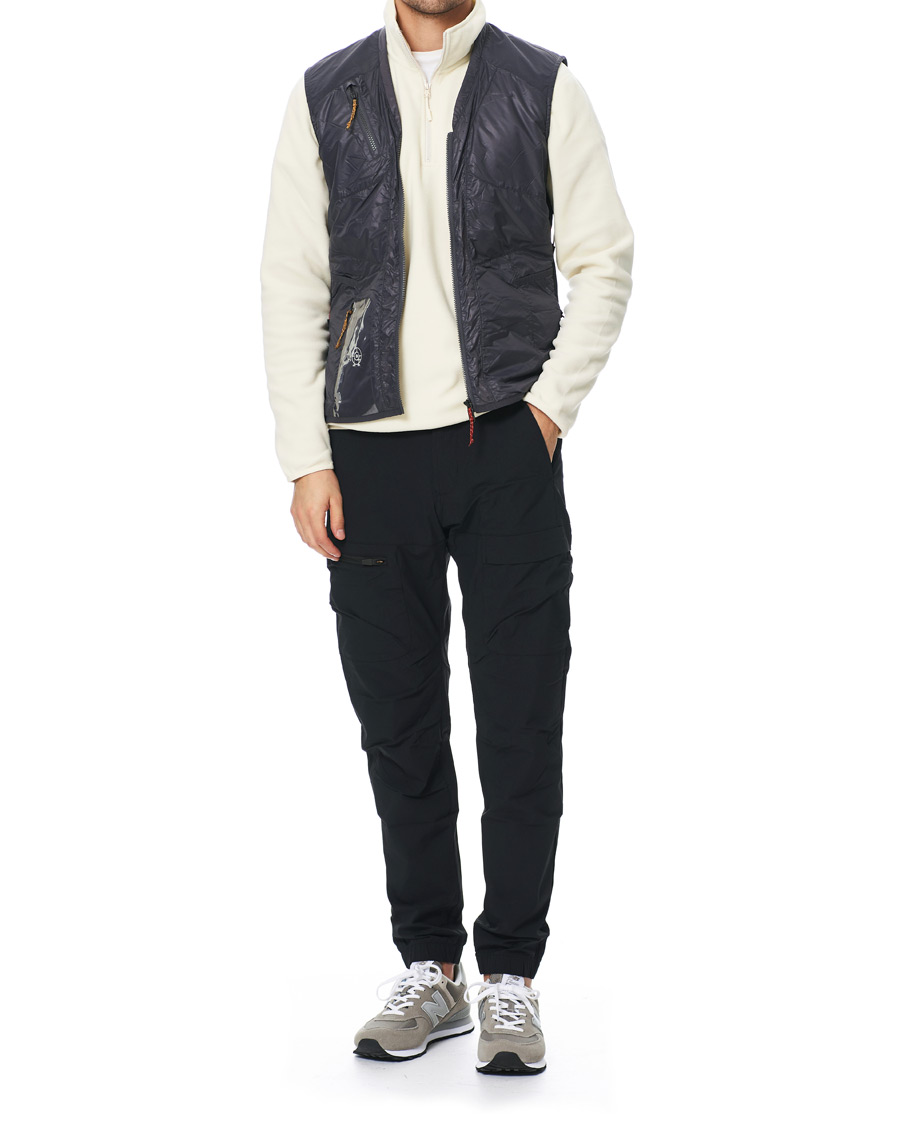 Herr | Jackor | Peak Performance | Ben Gorham Windbreaker Vest Grey