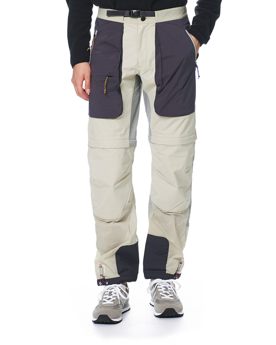 Herr | Byxor | Peak Performance | Ben Gorham Windbreaker Trousers Beige