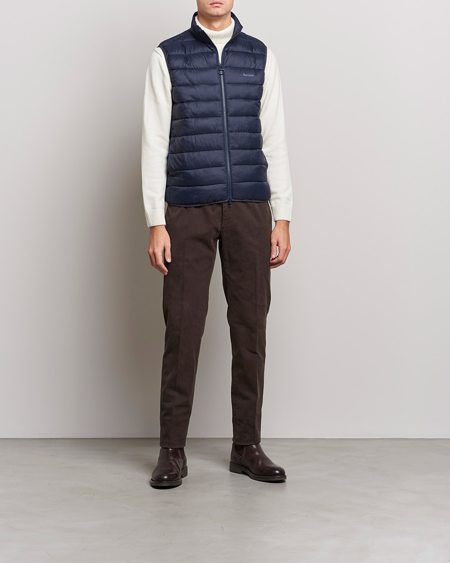 Herr | Västar | Barbour Lifestyle | Bretby Lightweight Down Gilet Navy