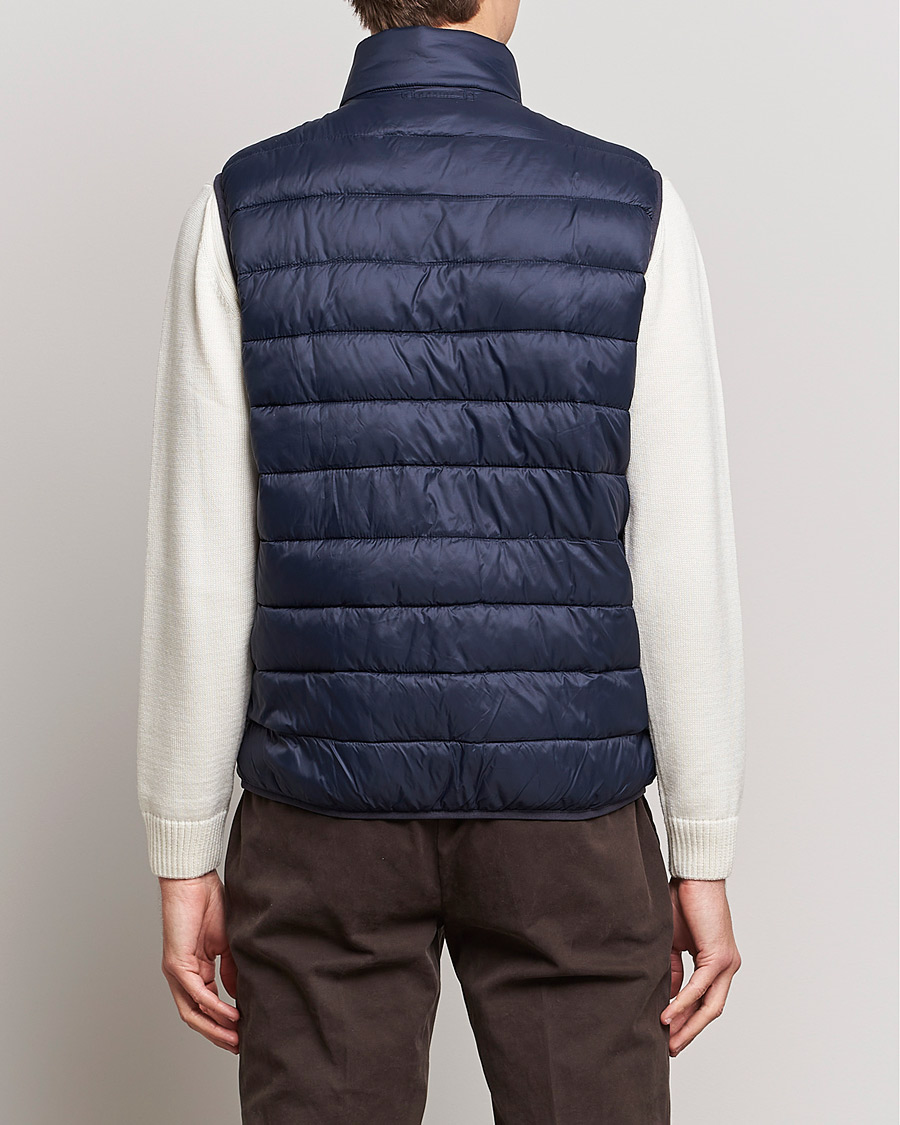 Herr | Västar | Barbour Lifestyle | Bretby Lightweight Down Gilet Navy