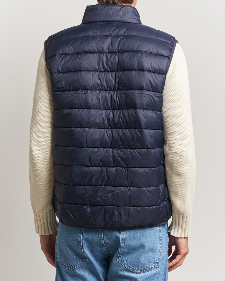 Herr | Västar | Barbour Lifestyle | Bretby Lightweight Down Gilet Navy