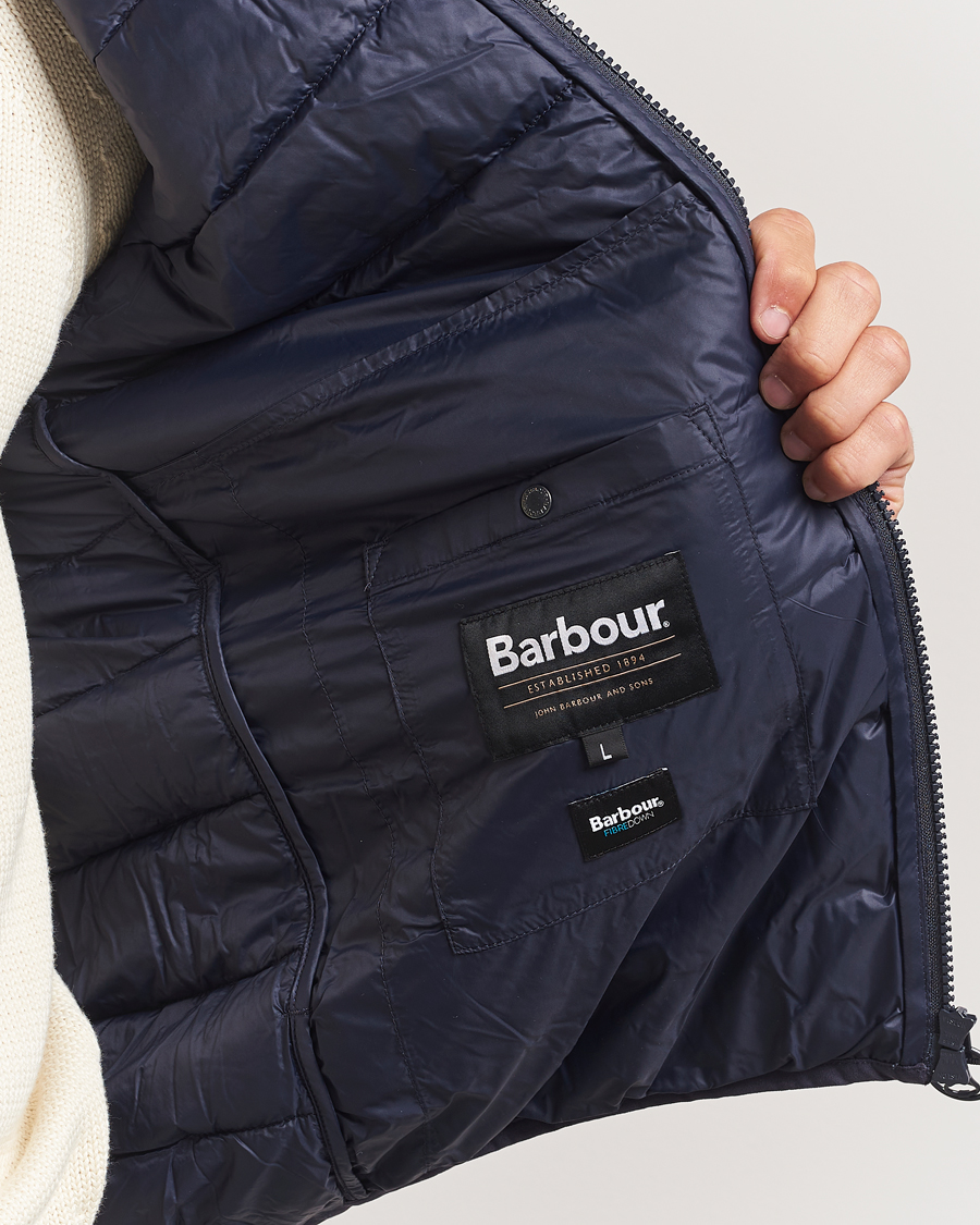 Herr | Västar | Barbour Lifestyle | Bretby Lightweight Down Gilet Navy
