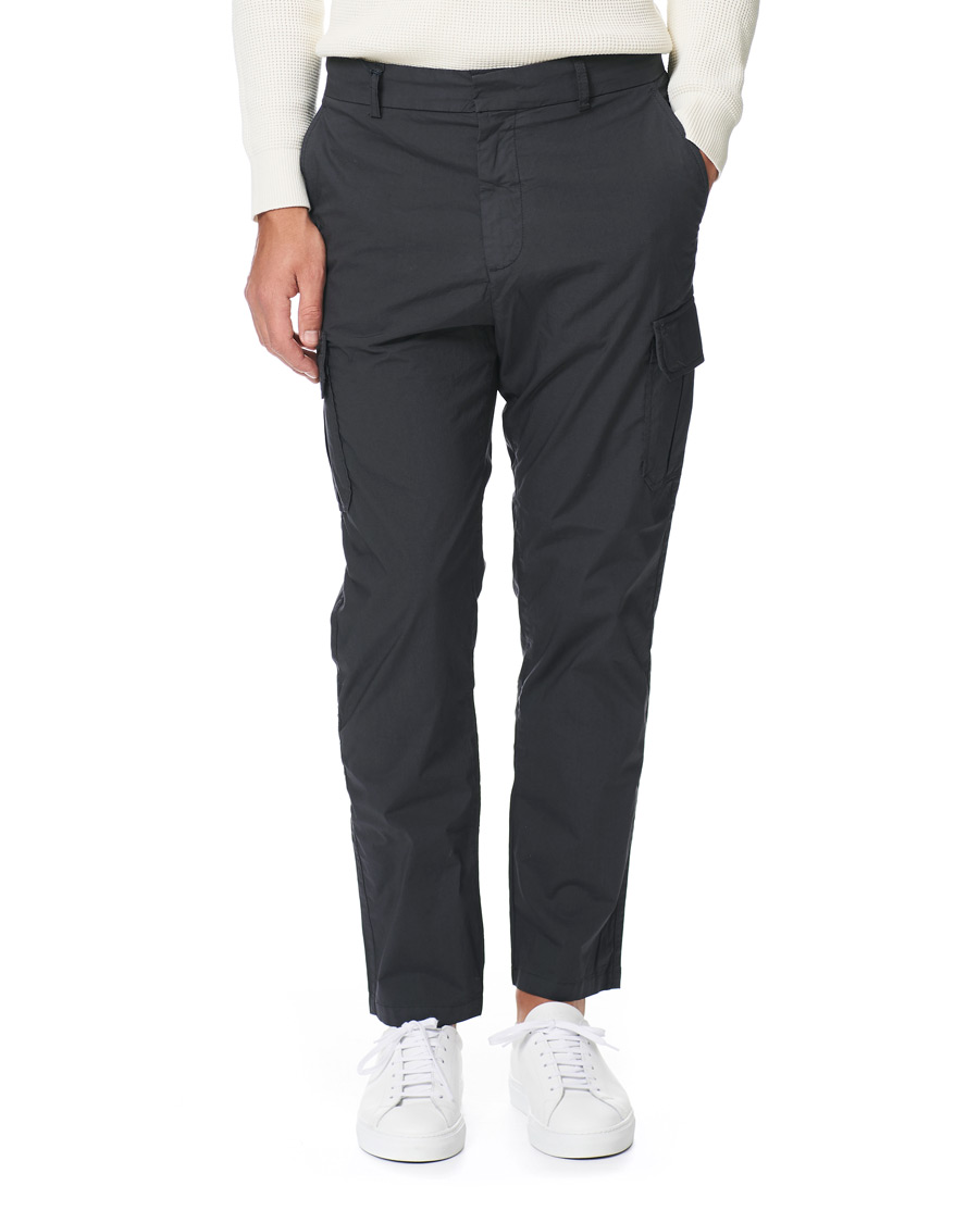 Herr | Byxor | Tiger of Sweden | Clone Cargo Trousers Washed Black