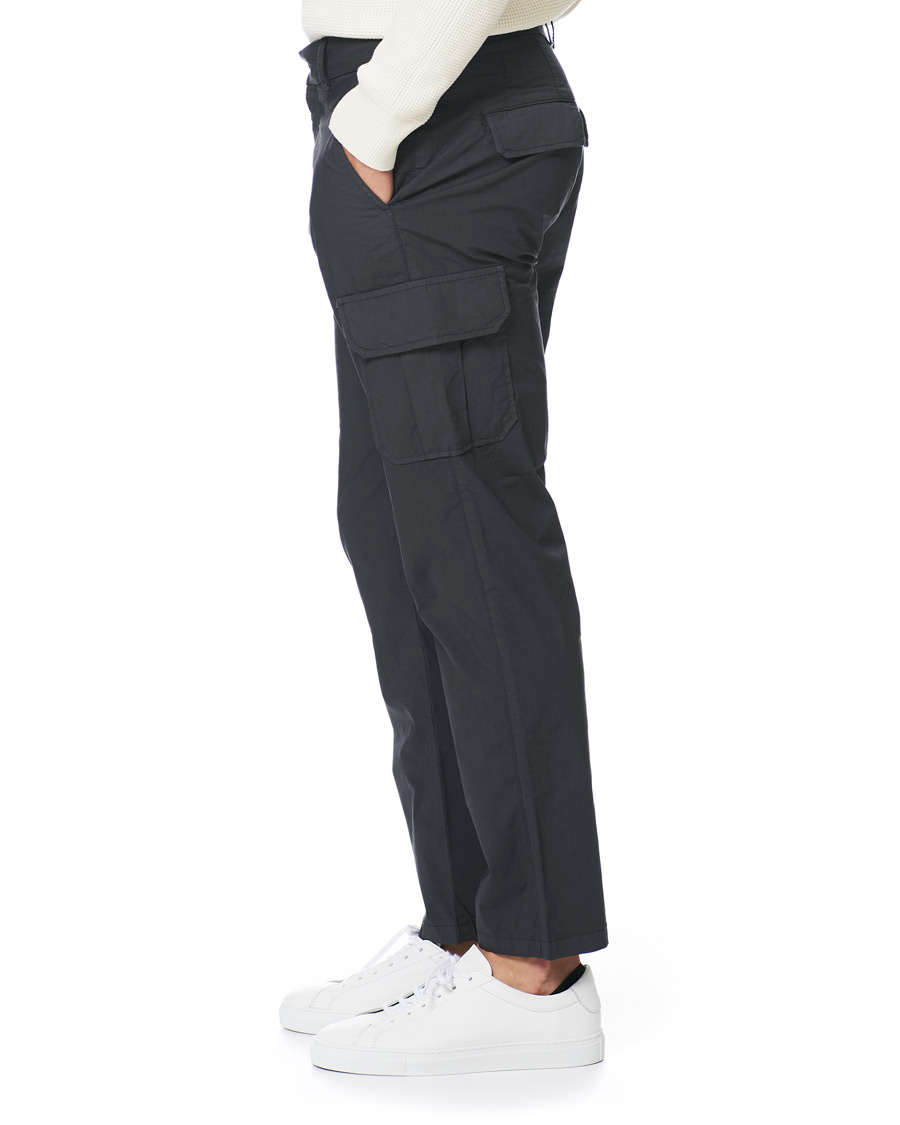 Herr | Byxor | Tiger of Sweden | Clone Cargo Trousers Washed Black
