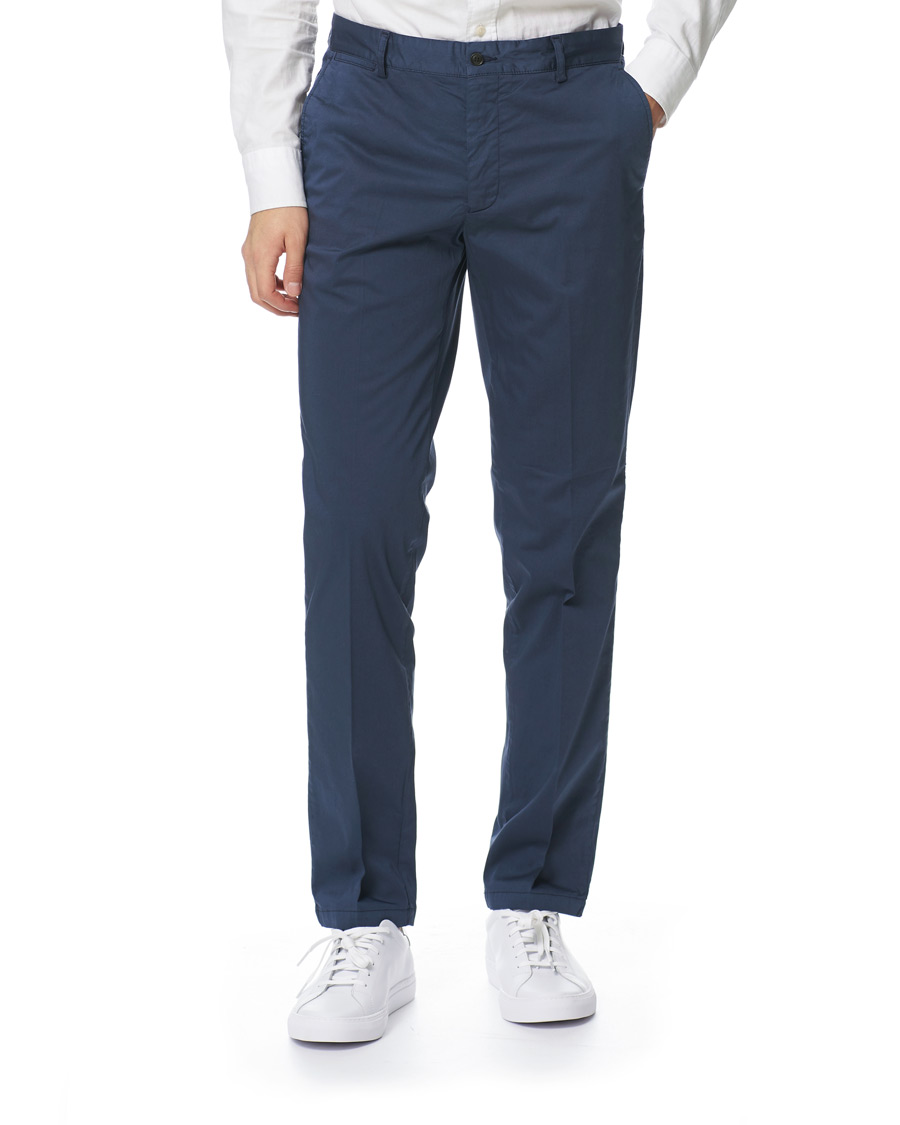 Herr | Byxor | Tiger of Sweden | Truman Satin Chinos Navy