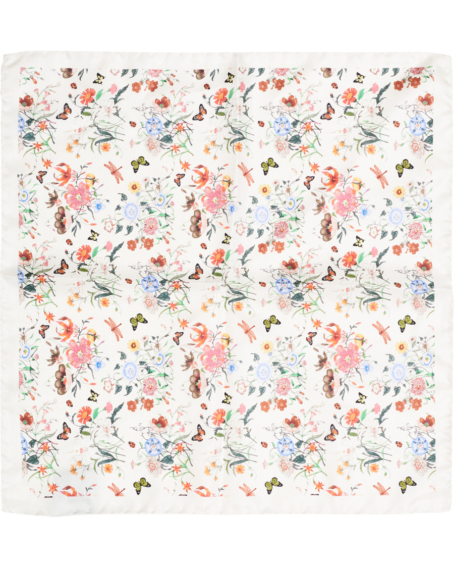 Herr | Amanda Christensen Silk Twill Printed Pocket Square White | Amanda Christensen | Silk Twill Printed Pocket Square White