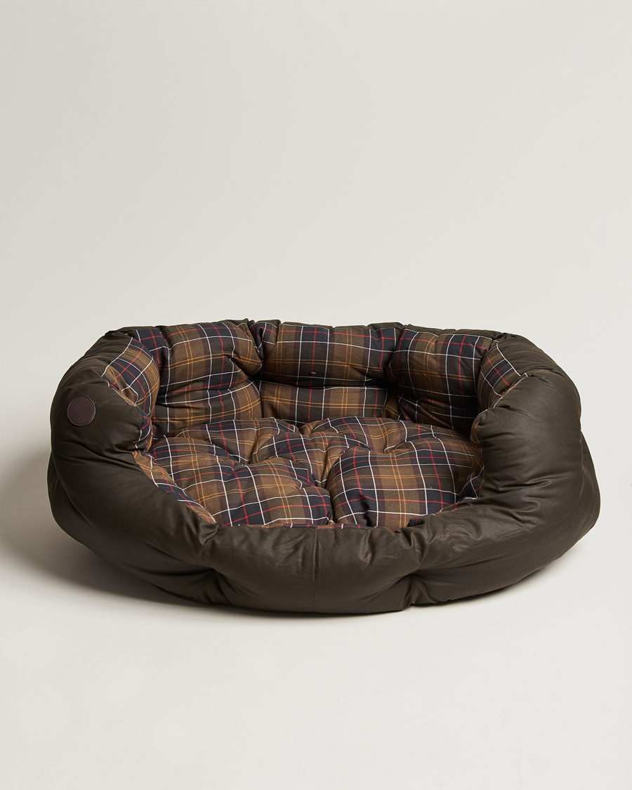 Herr | Wax Cotton Dog Bed 35' Olive | Barbour Lifestyle | Wax Cotton Dog Bed 35' Olive