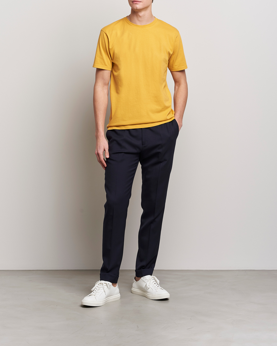 Herr | T-Shirts | Colorful Standard | Classic Organic T-Shirt Burned Yellow