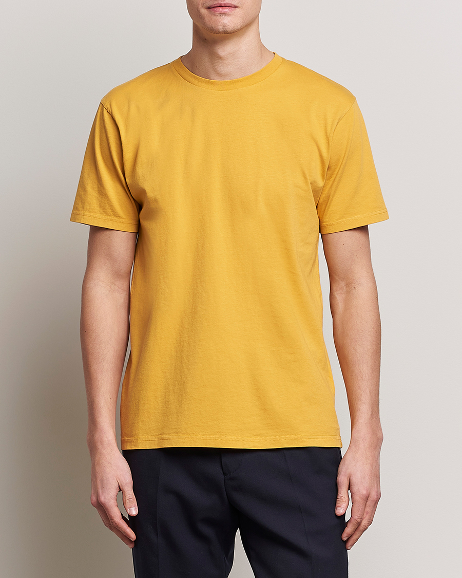 Herr | Kortärmade t-shirts | Colorful Standard | Classic Organic T-Shirt Burned Yellow