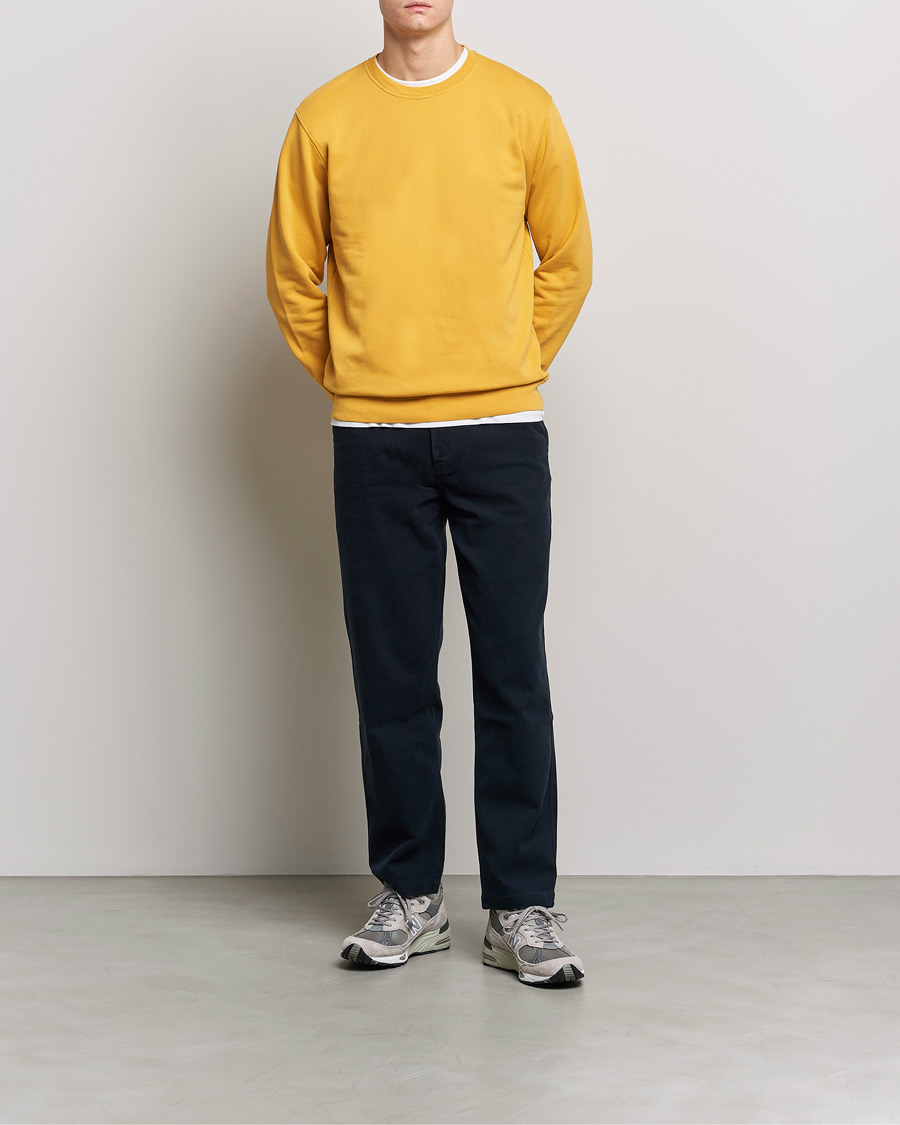 Herr | Tröjor | Colorful Standard | Classic Organic Crew Neck Sweat Burned Yellow