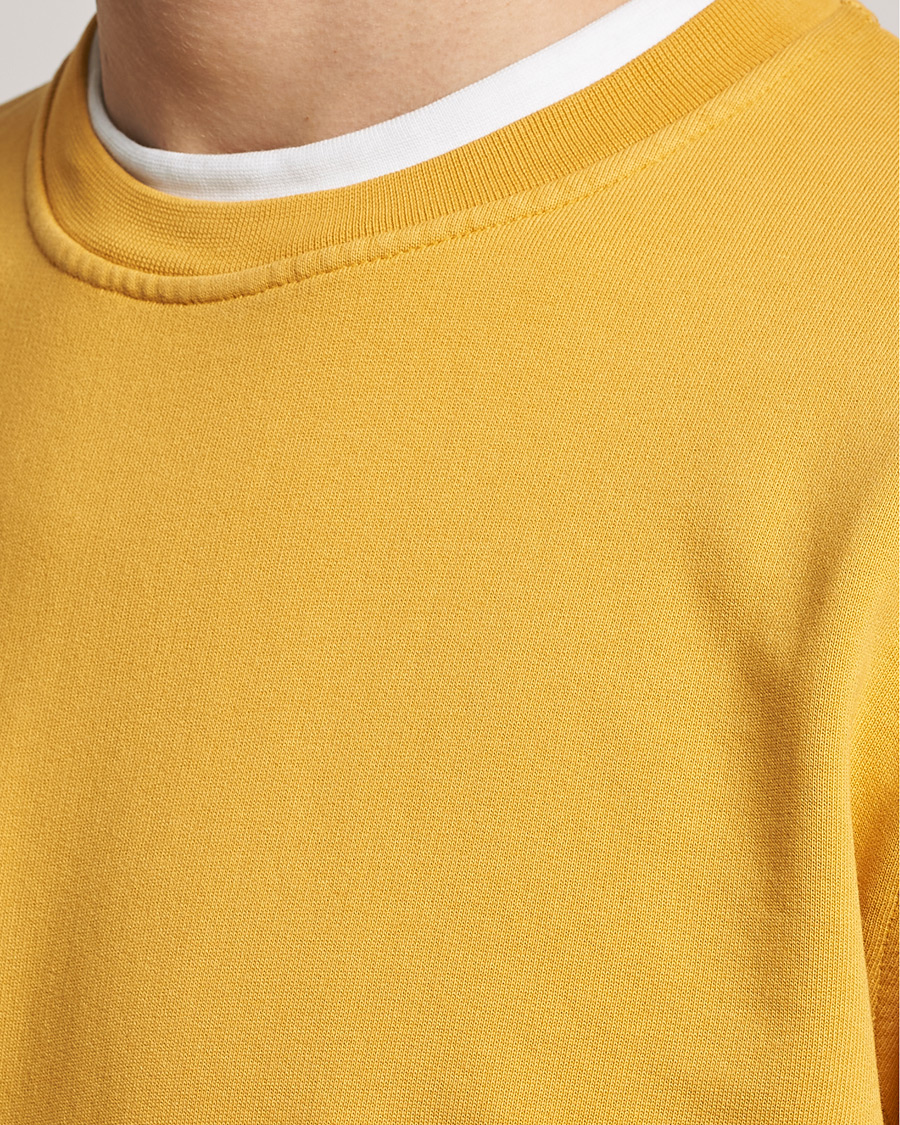 Herr | Tröjor | Colorful Standard | Classic Organic Crew Neck Sweat Burned Yellow