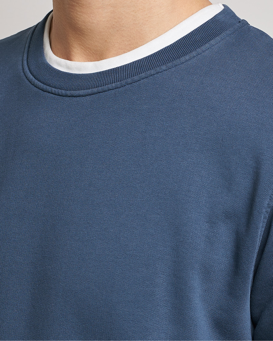 Herr | Tröjor | Colorful Standard | Classic Organic Crew Neck Sweat Petrol Blue