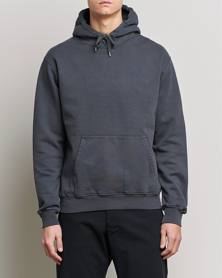 Herr | Avdelningar | Colorful Standard | Classic Organic Hood Lava Grey