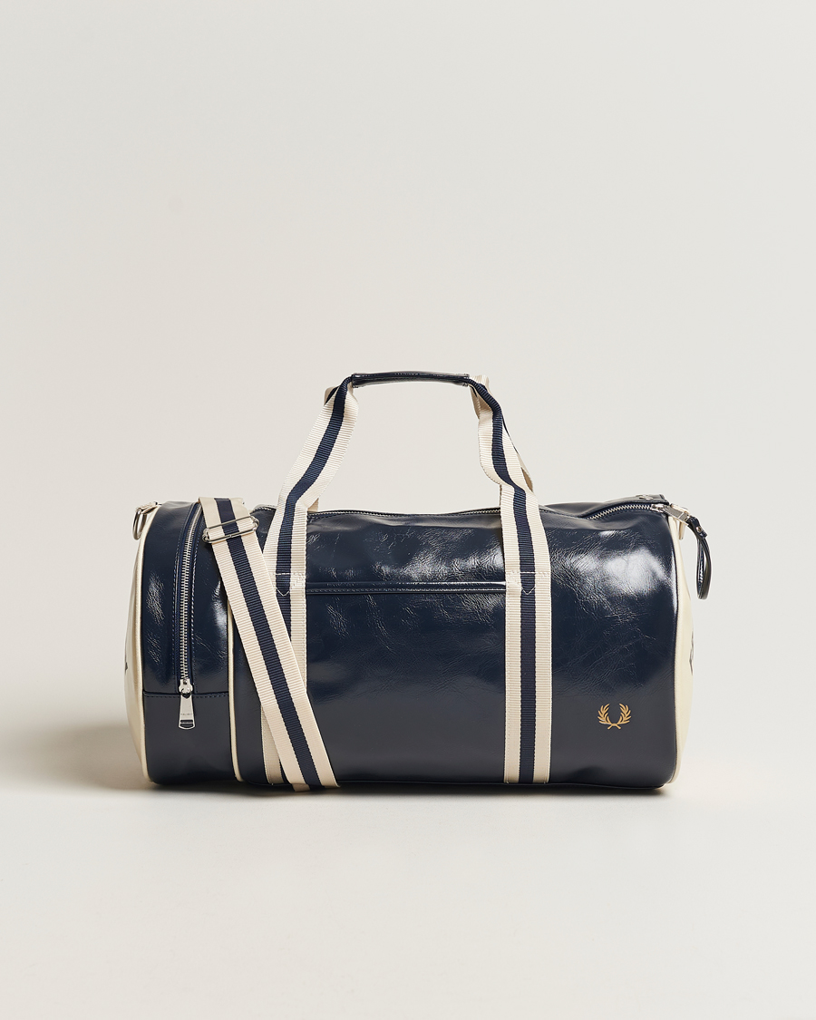 Herr | Fred Perry Classic Barrel Bag Navy | Fred Perry | Classic Barrel Bag Navy