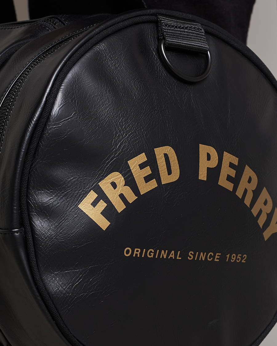 Herr | Fred Perry Tonal Barrel Bag Black | Fred Perry | Tonal Barrel Bag Black