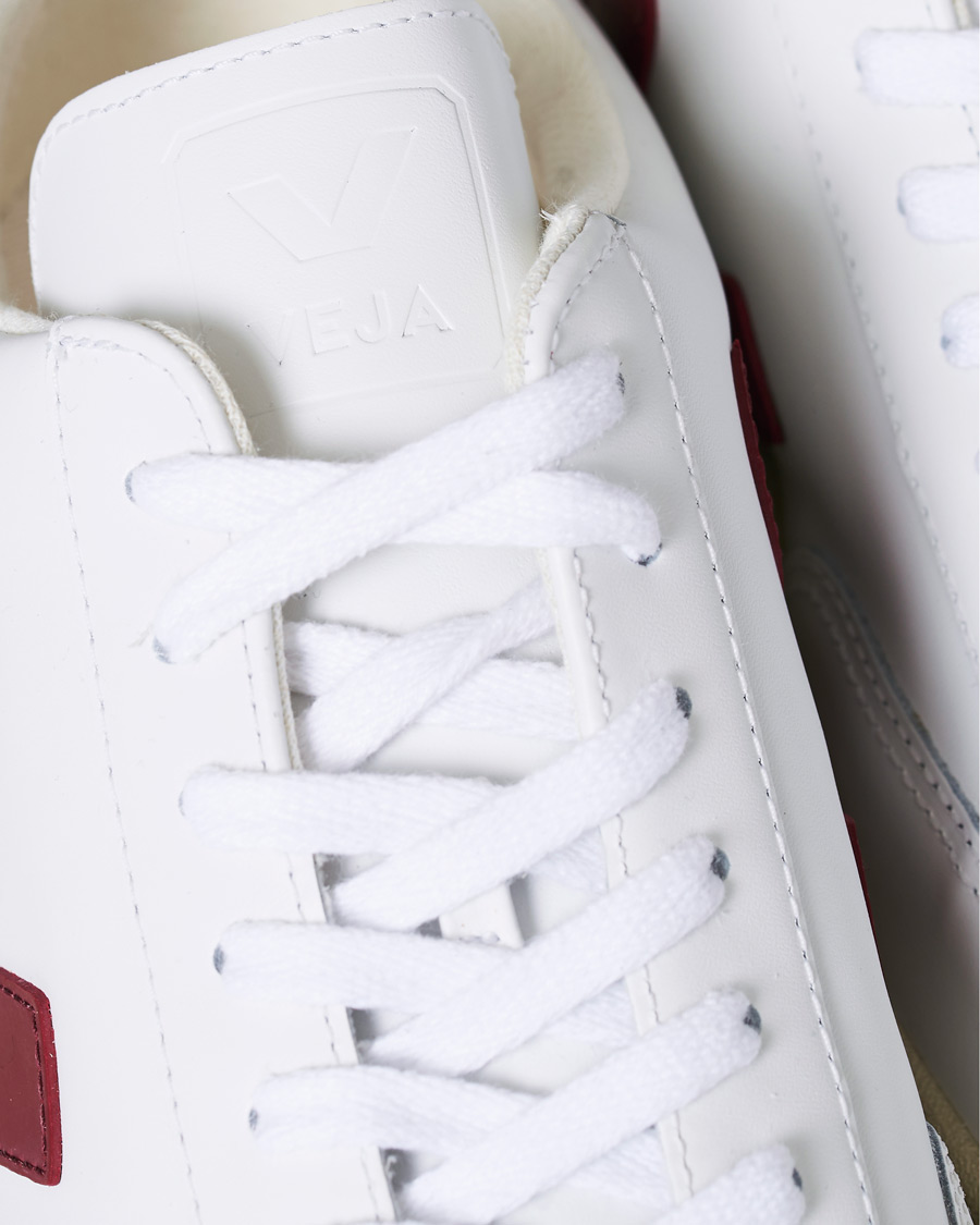Herr | Veja V-12 Leather Sneaker White Marsala/Nautico | Veja | V-12 Leather Sneaker White Marsala/Nautico